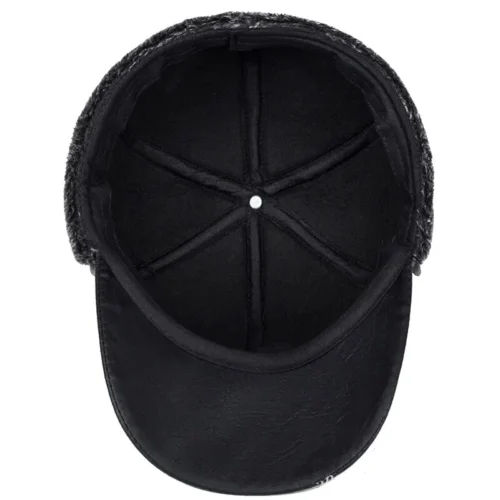Gorra de cuero con orejeras
