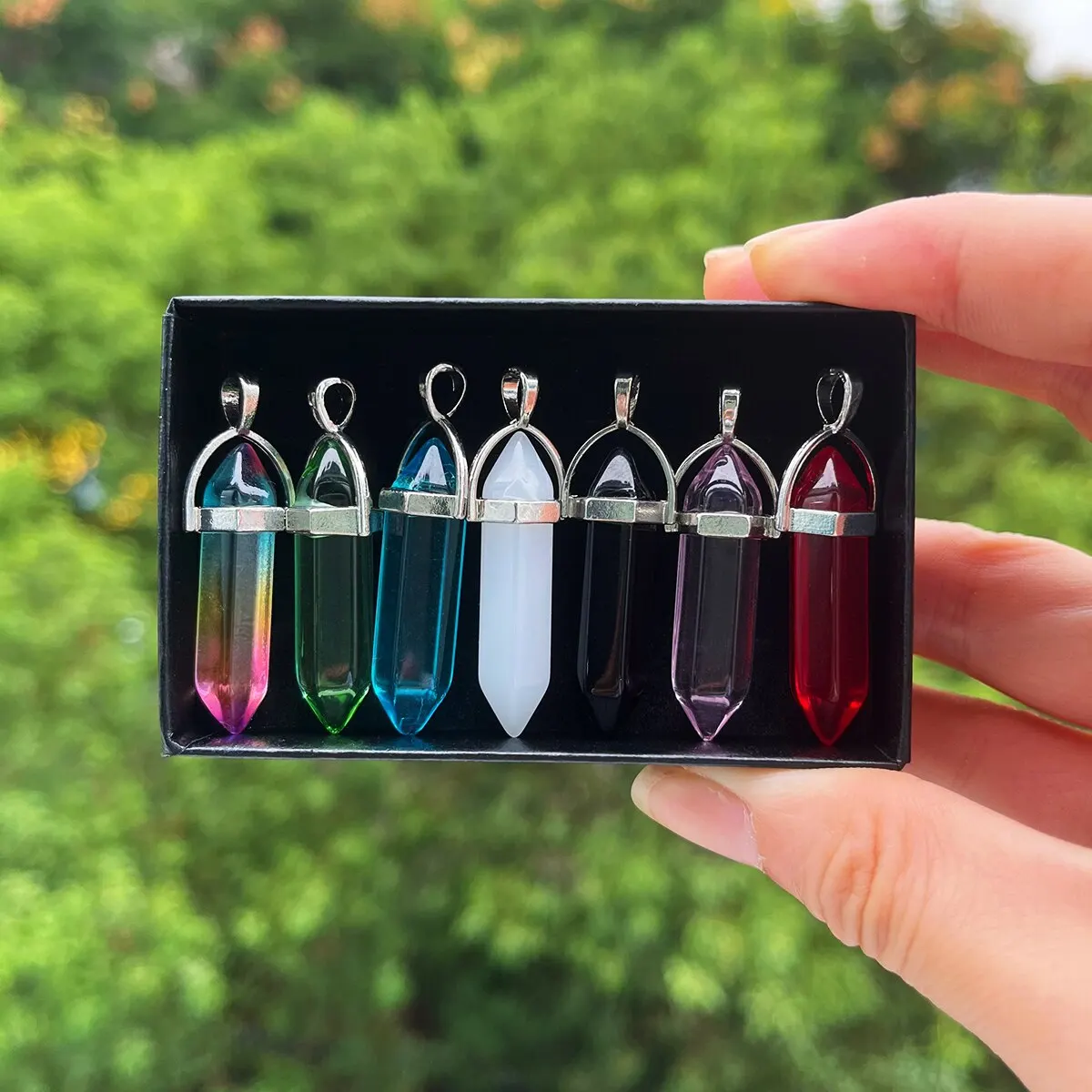 Cuentas de Chakra puntiagudas curativas en forma de bala